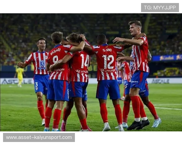 巴萨绝杀拜仁震撼全欧！西甲豪门再度崛起，引发全球球迷热议